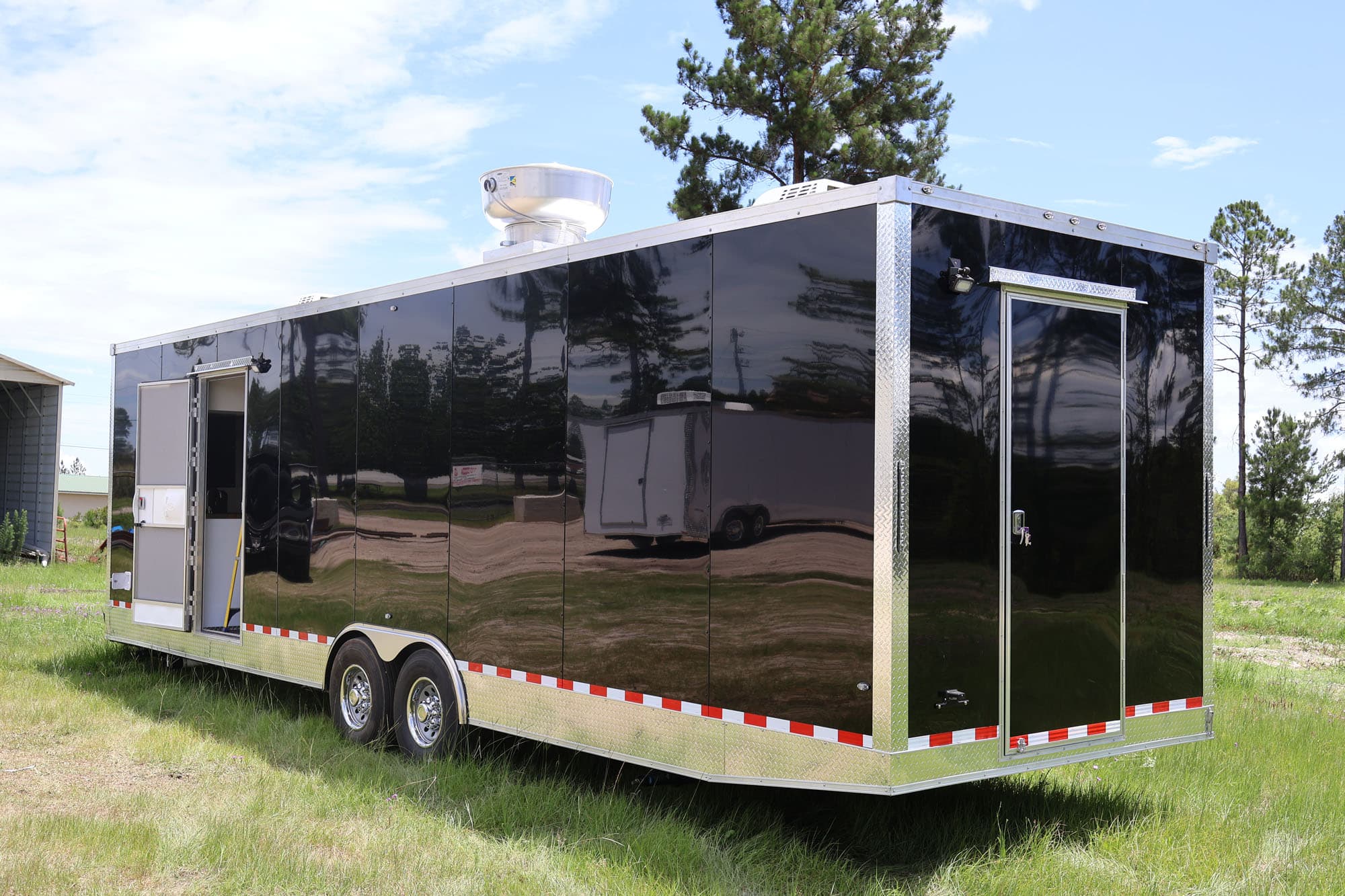 Completed Worldwide trailer build 33