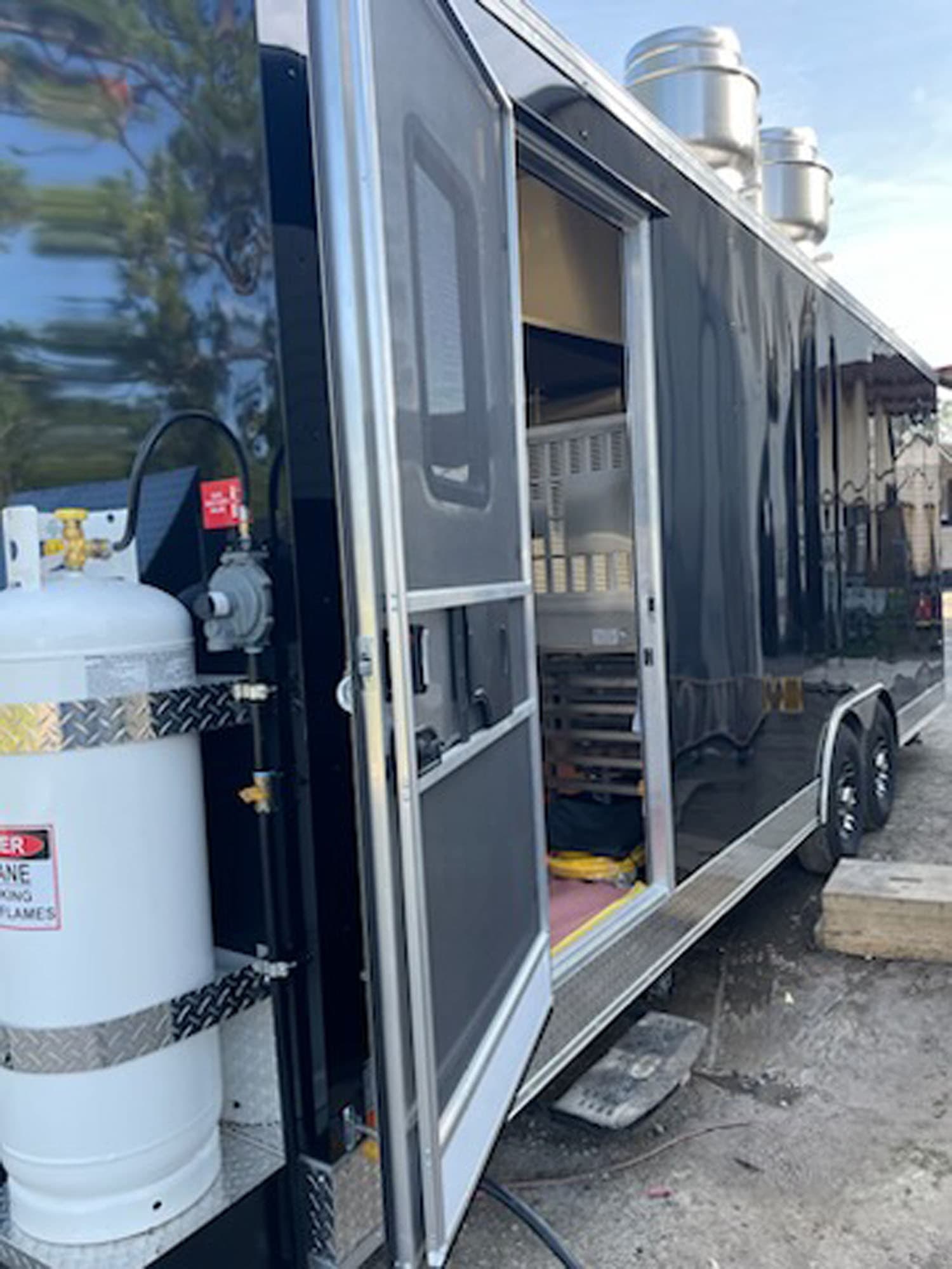 Completed Worldwide trailer build 49