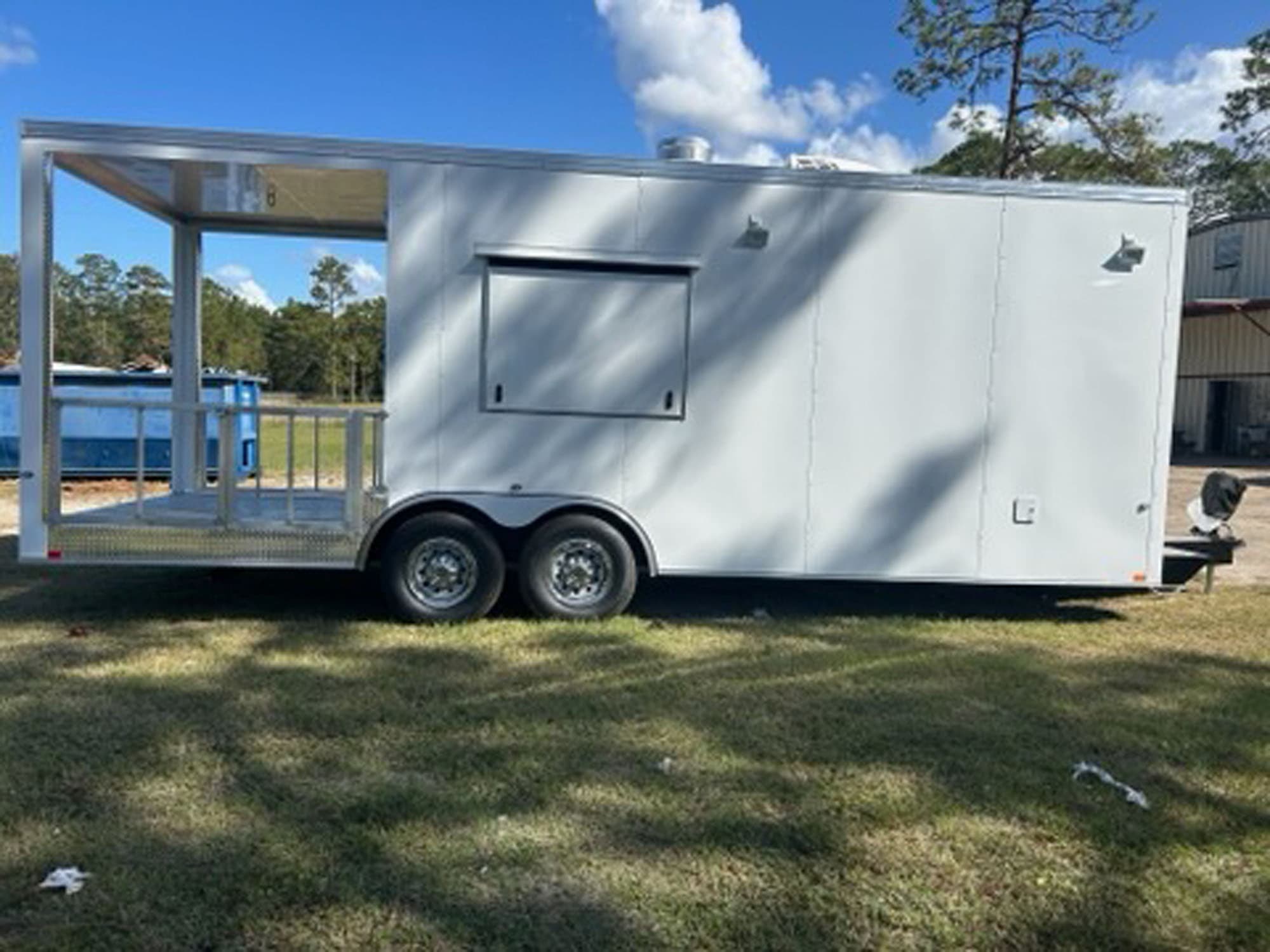 Completed Worldwide trailer build 102