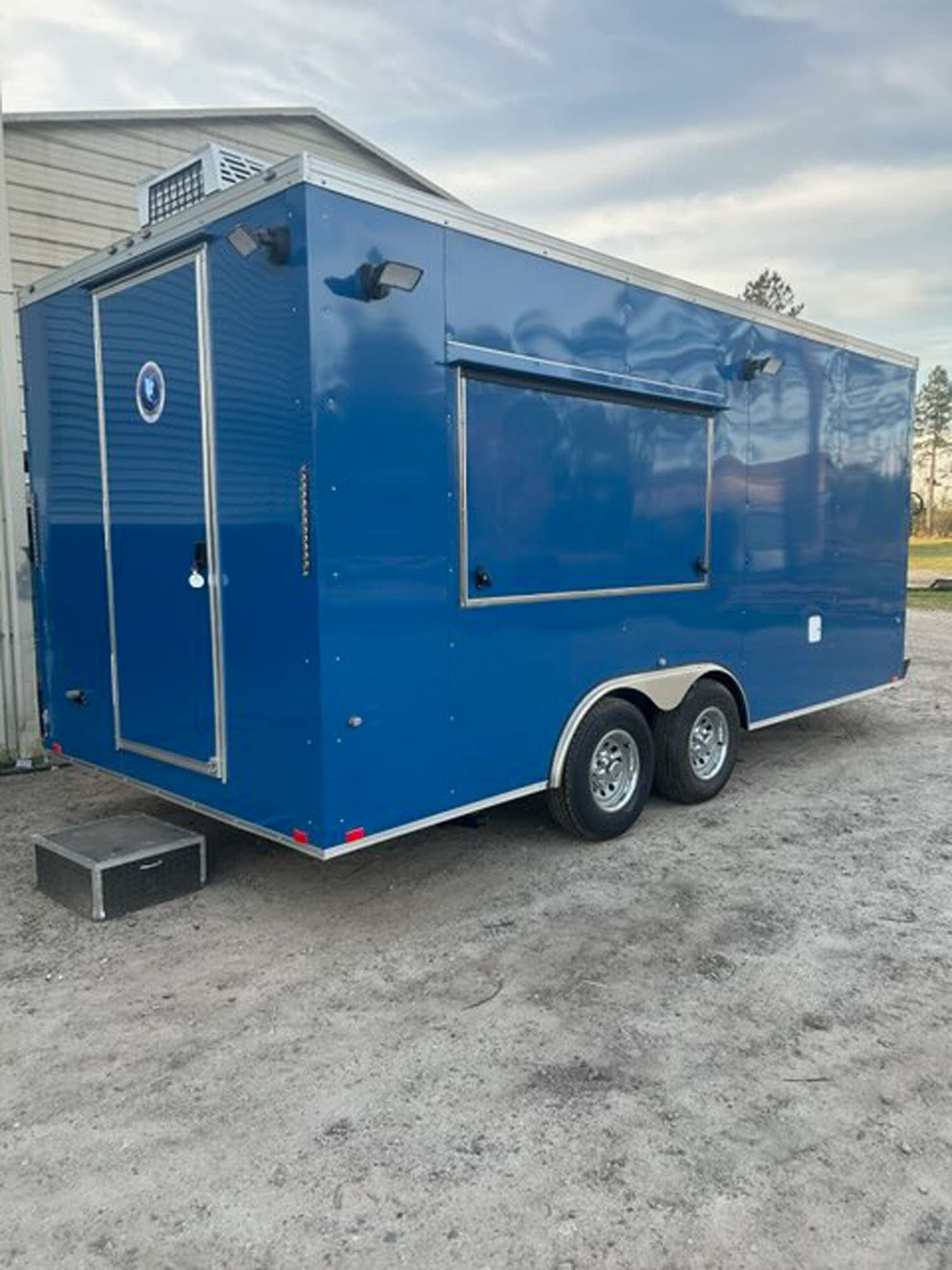 Completed Worldwide trailer build 110