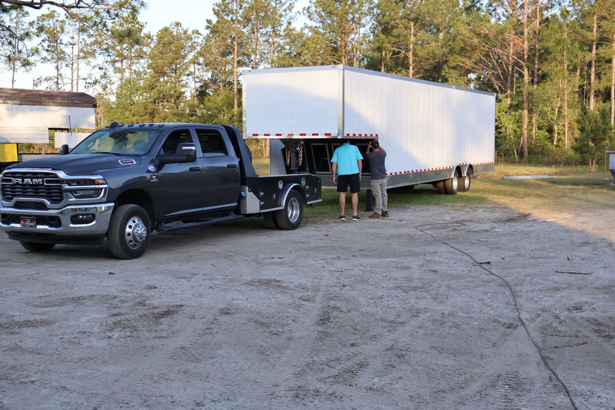 Gooseneck Hookup from the Completed Trailers gallery