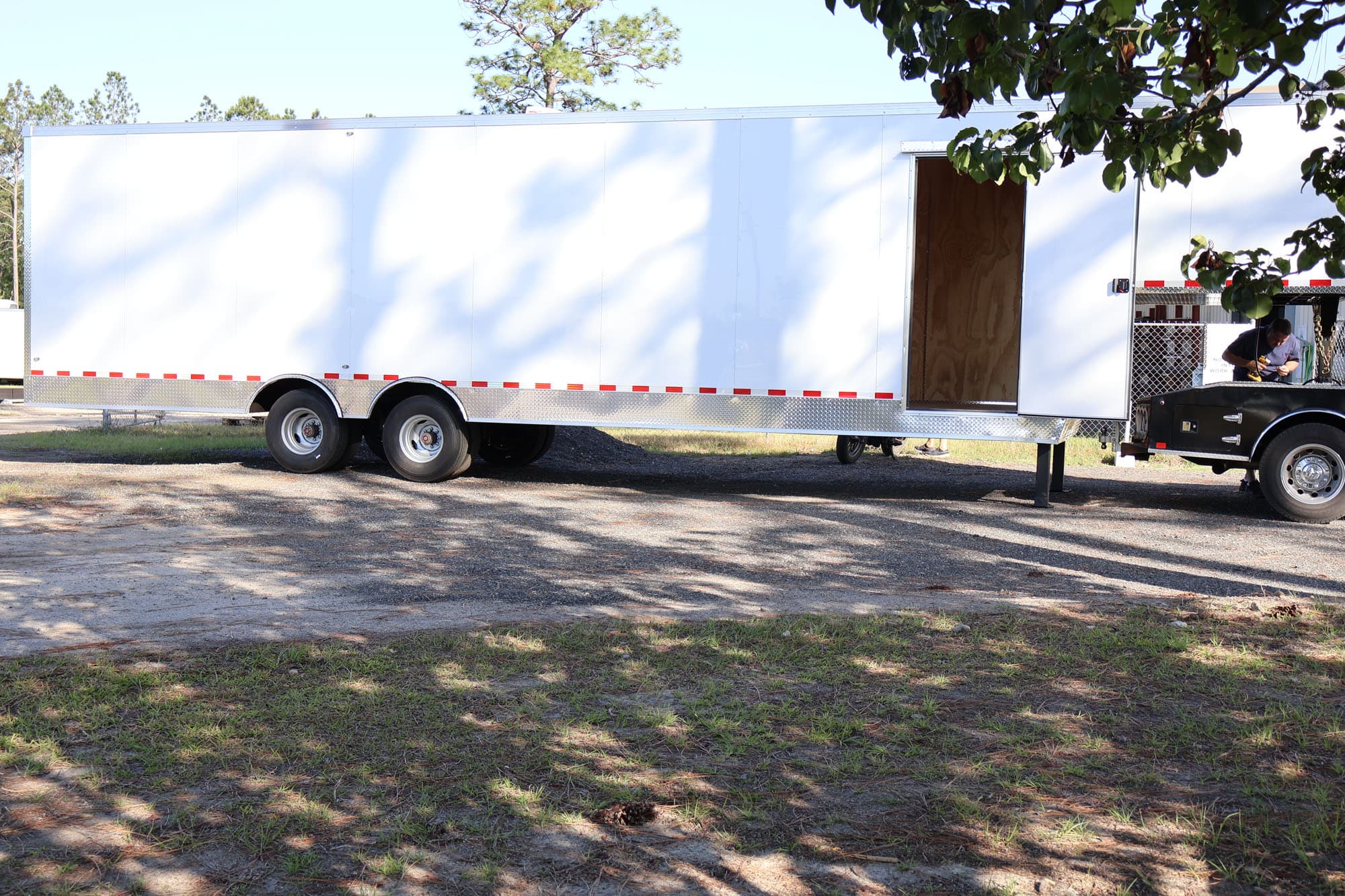 Gooseneck Side View from the Completed Trailers gallery
