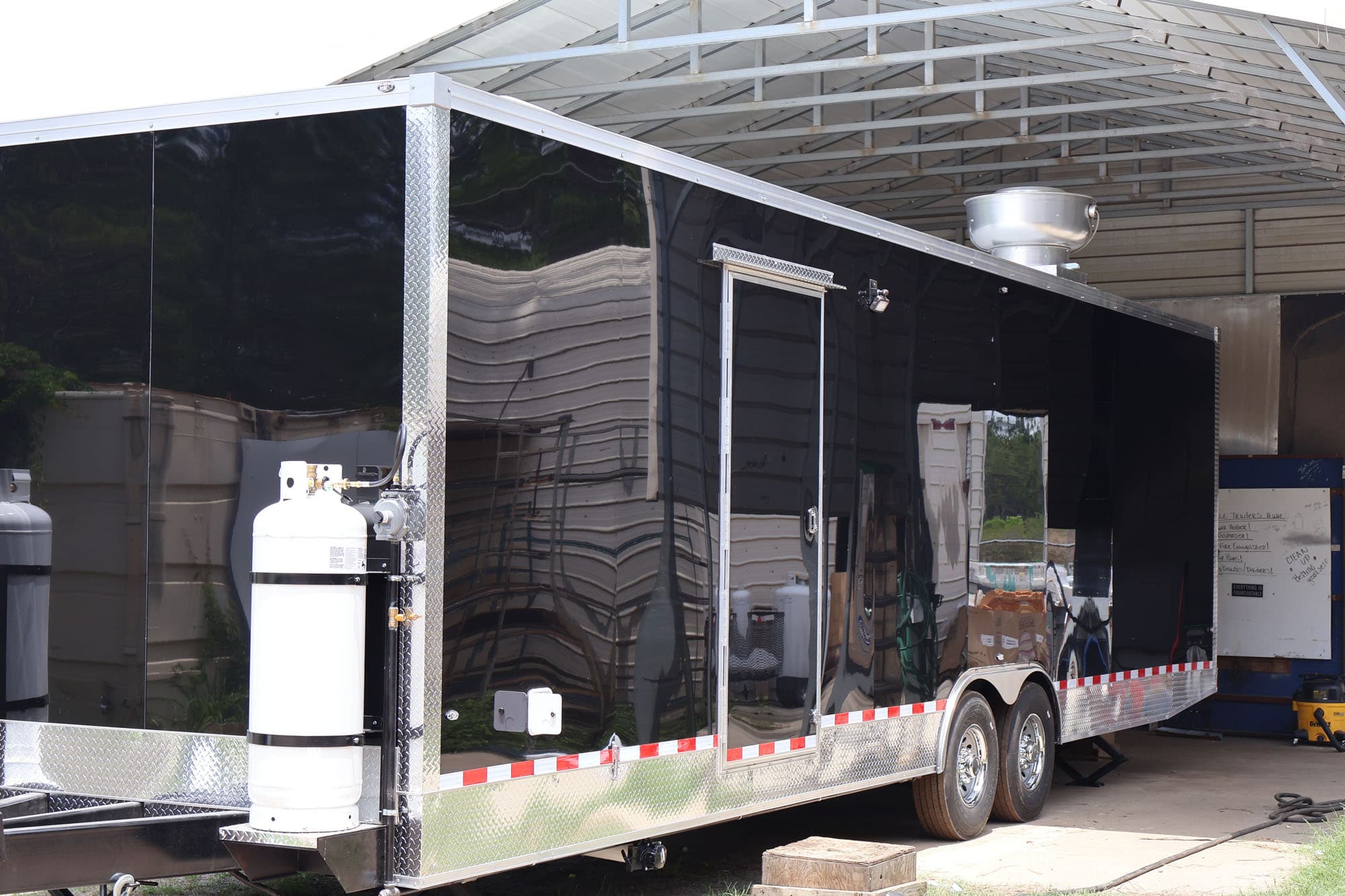 Large Concession Trailer from the Completed Trailers gallery